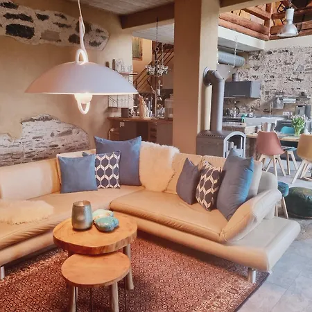 Maifelder Wellness Loft In *